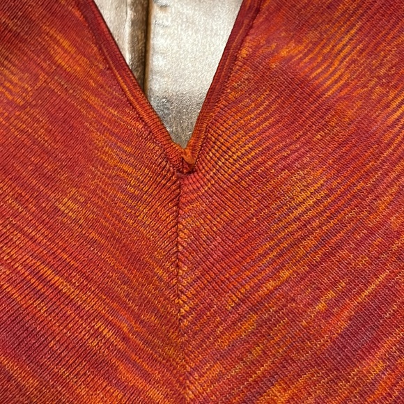 Guess sunset colored Bodycon dress 🌅 - Picture 8 of 8